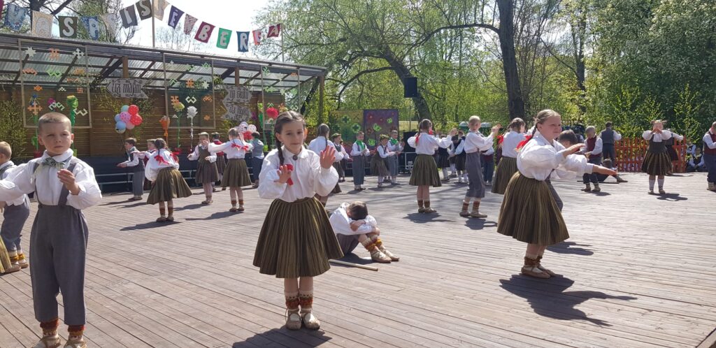 Aluksniesiem.lv raksta attēla aizvietotājs