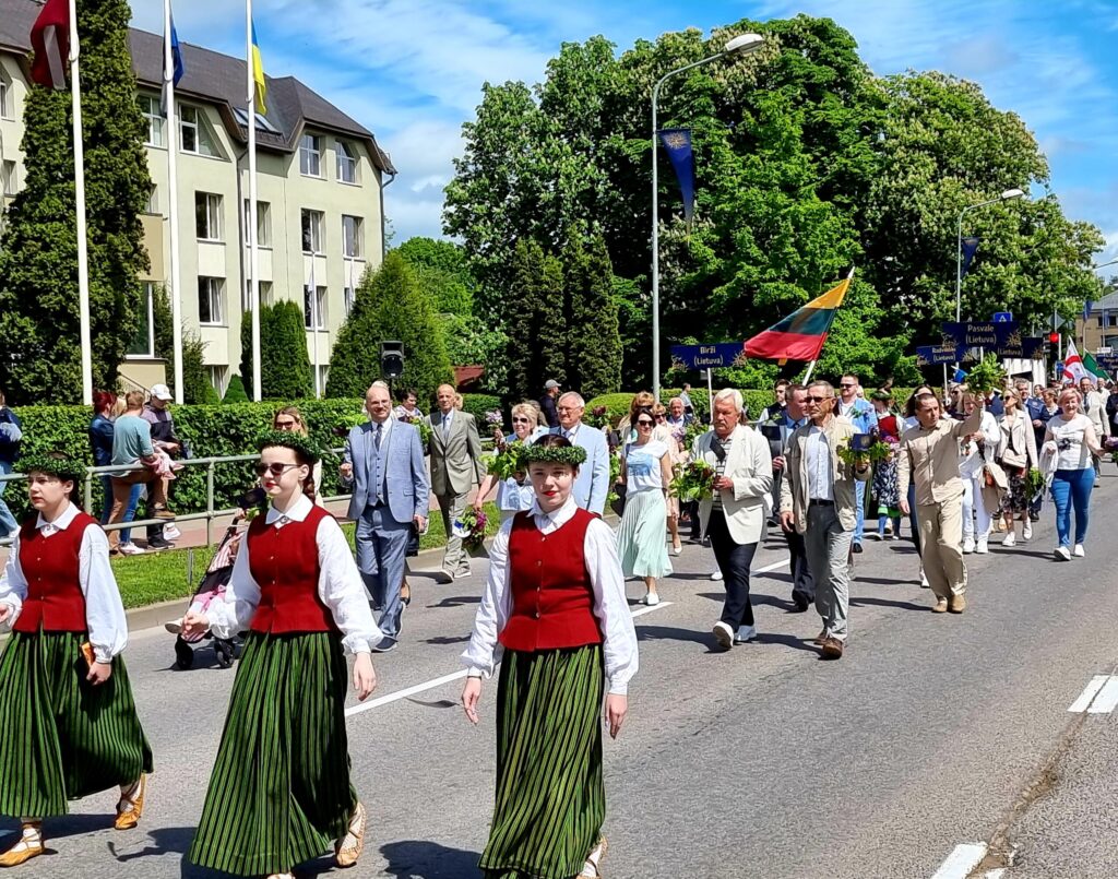 Autors: www.bauskasdzive.lv