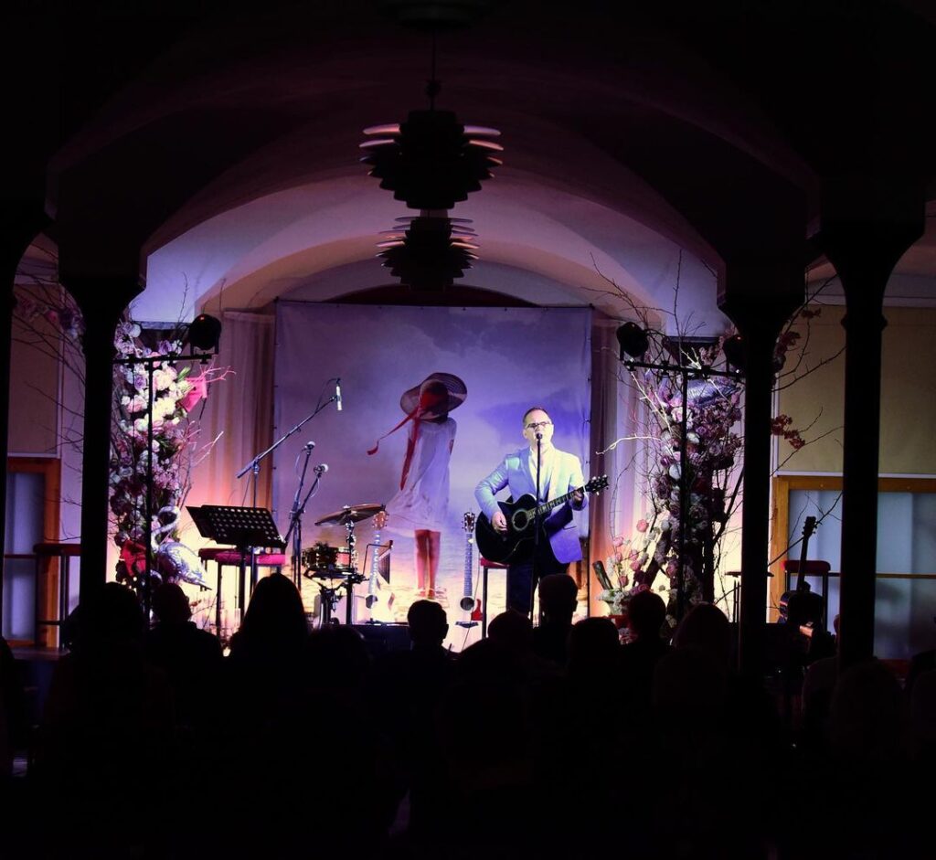 Pirmais koncerts šogad izskanēja Jaunmoku pilī.
Autors: Publicitātes foto.