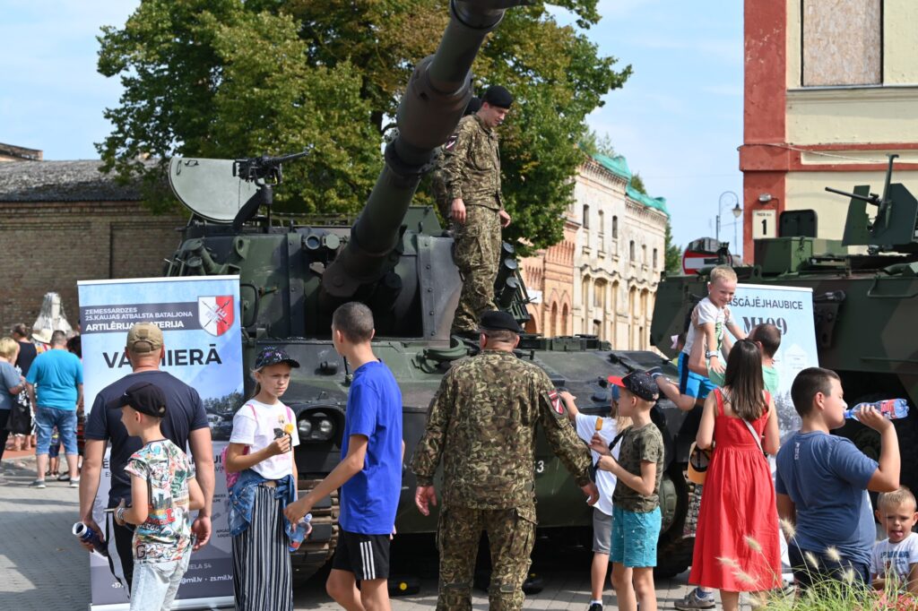 Autors: Publicitātes foto/Zemessardze