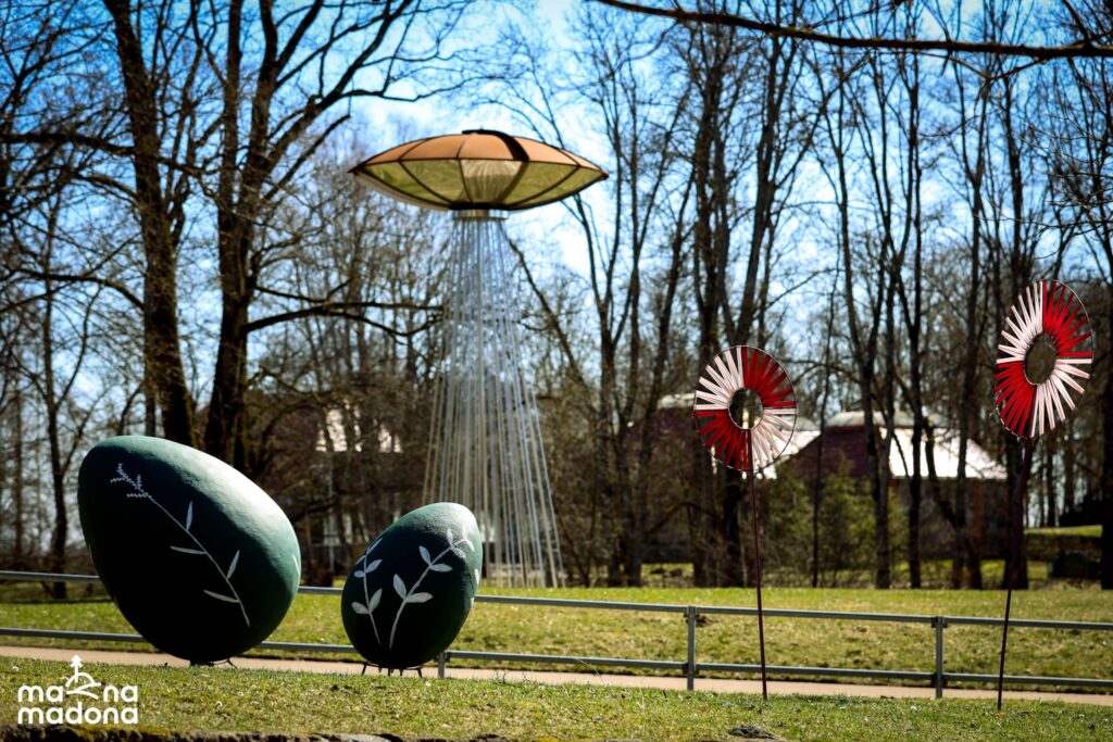 Svētku dekori Madonā