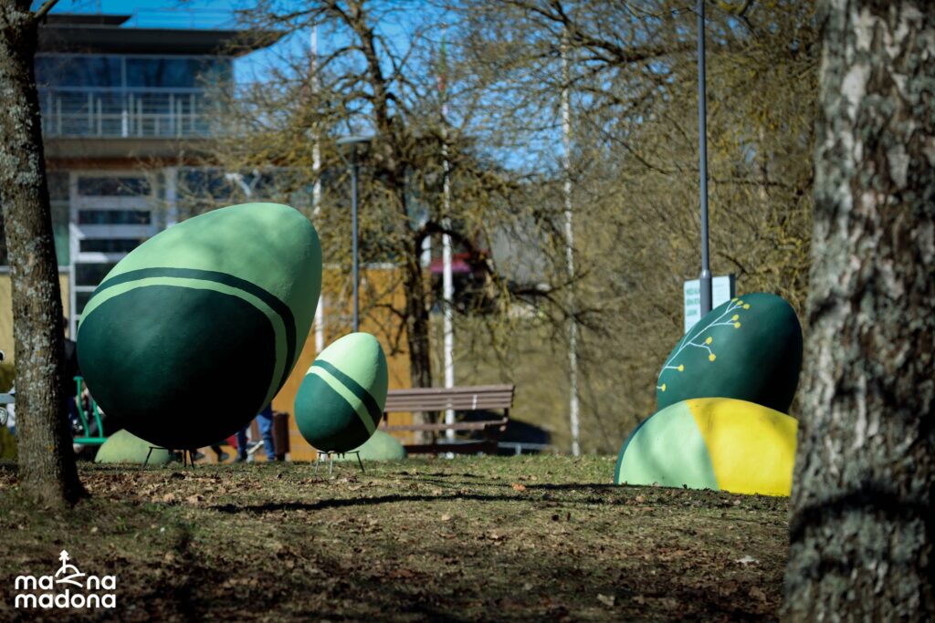 Svētku dekori Madonā