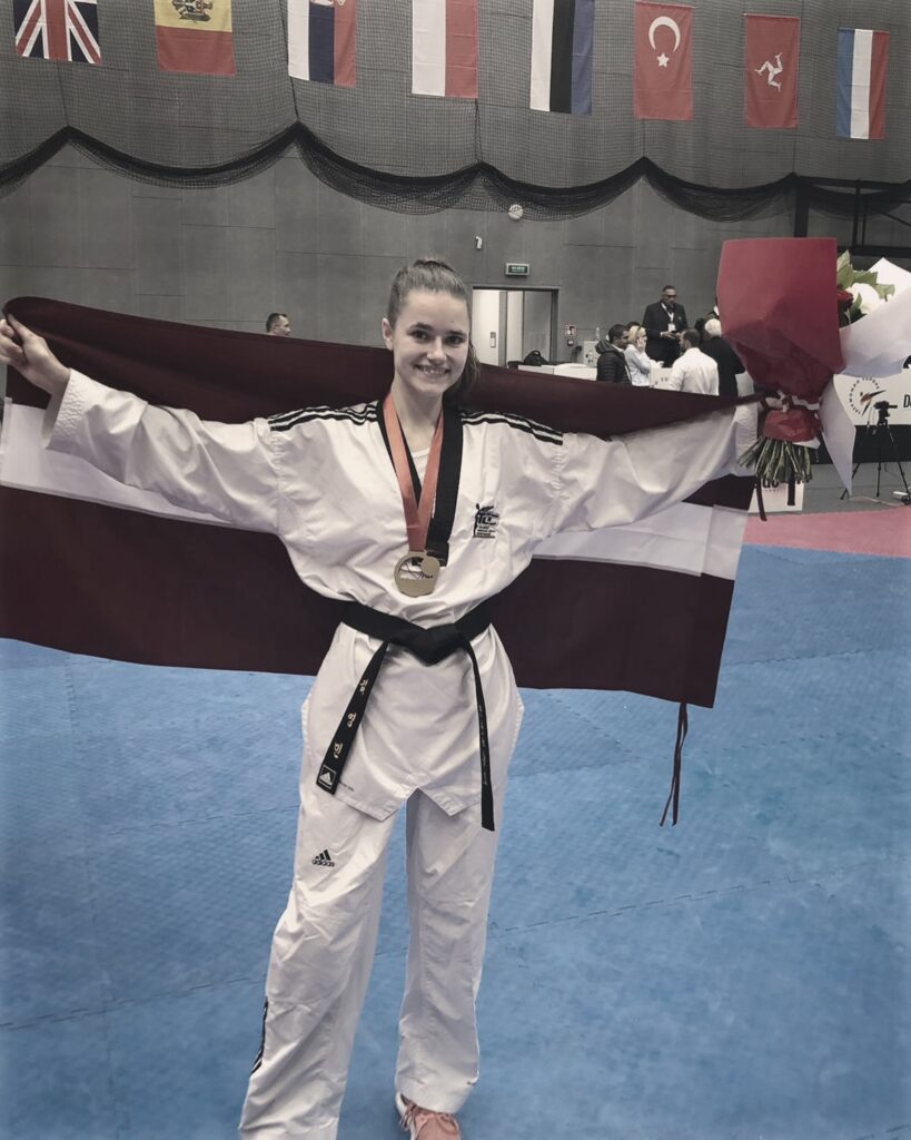 Autors: No personīgā albuma