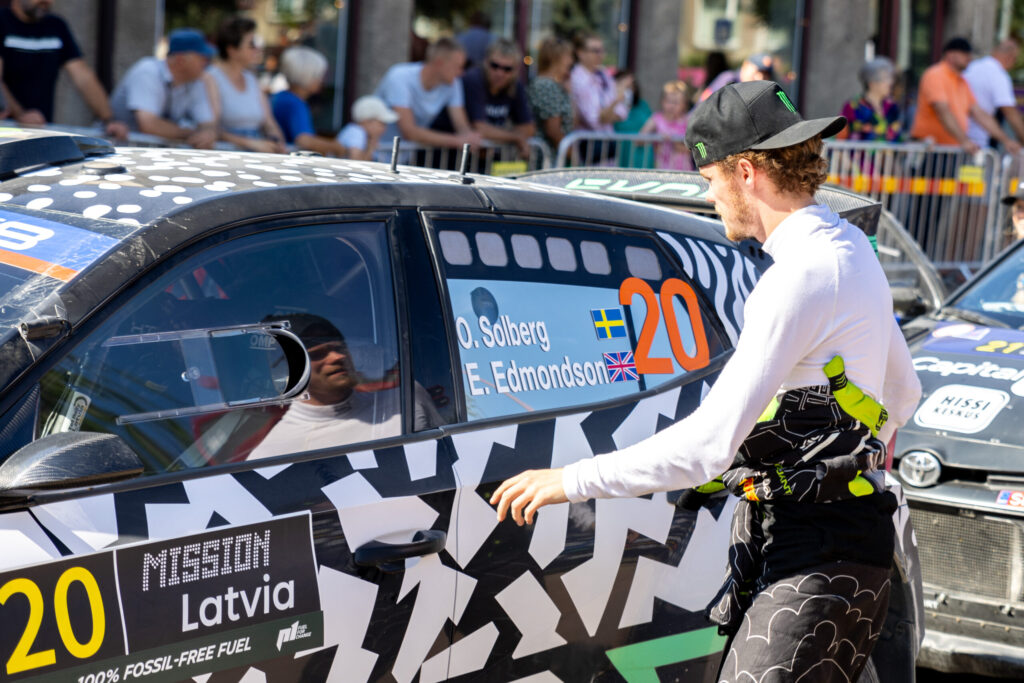 Autors: Ģirts Donerblics