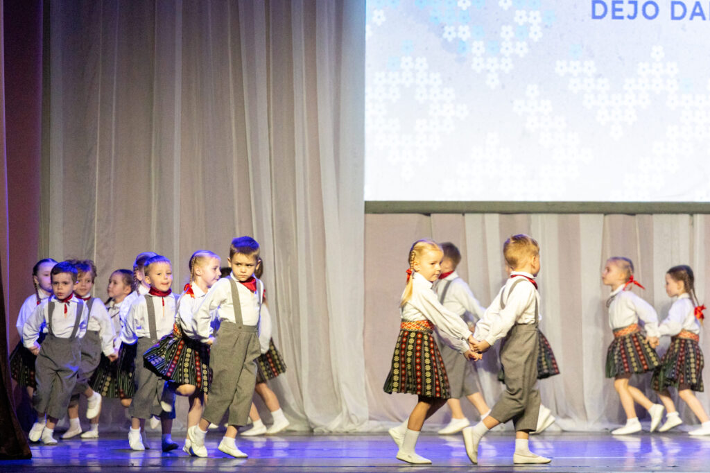 Autors: Ģirts Donerblics