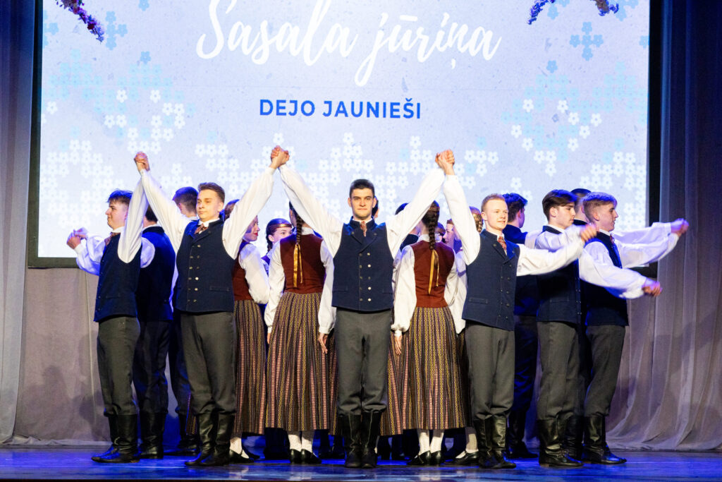 Autors: Ģirts Donerblics