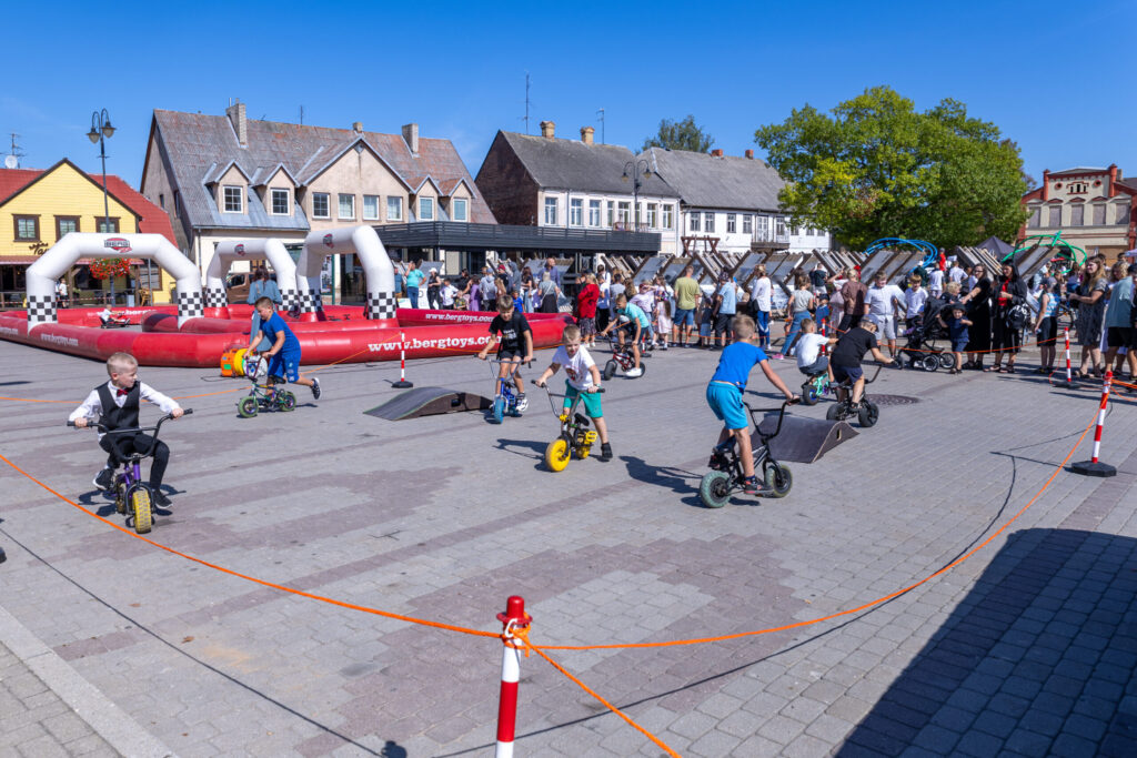 Autors: Ģirts Donerblics