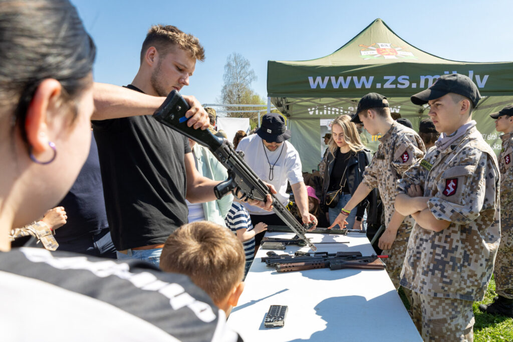 Autors: Ģirts Donerblics