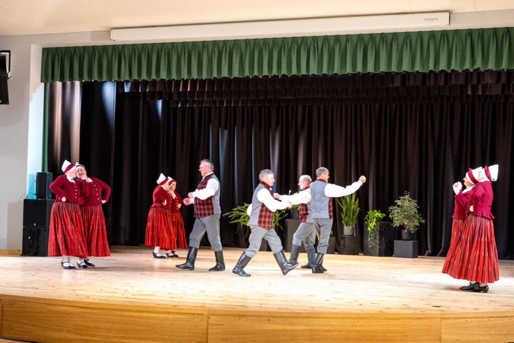 Autors: www.bauskasdzive.lv