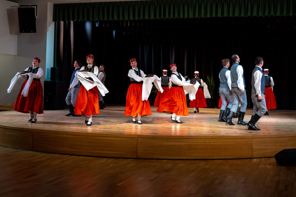 Autors: www.bauskasdzive.lv