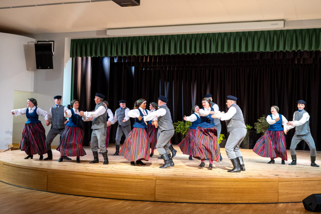 Autors: www.bauskasdzive.lv