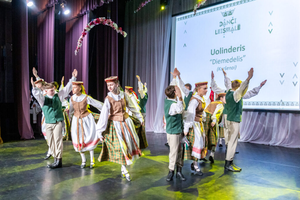 Autors: Ģirts Donerblics