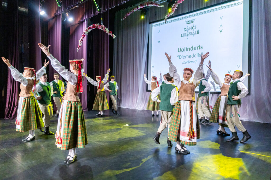 Autors: Ģirts Donerblics