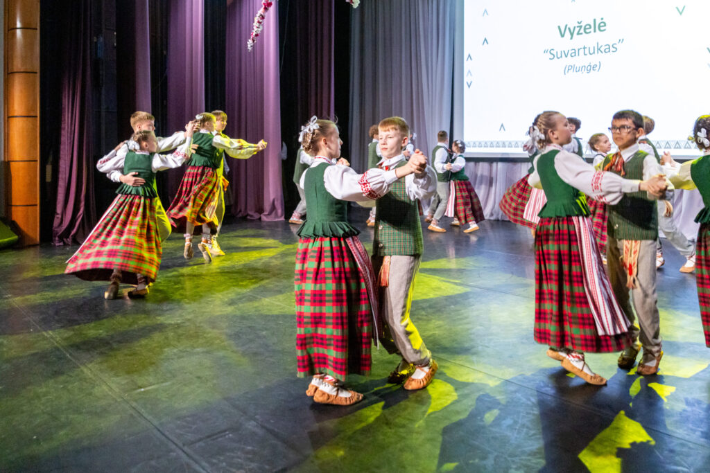 Autors: Ģirts Donerblics