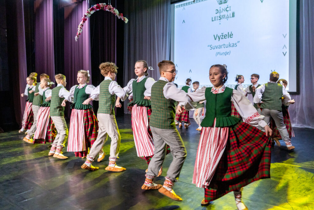 Autors: Ģirts Donerblics