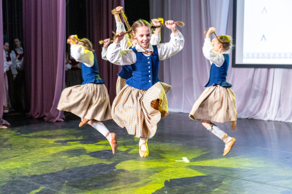 Autors: Ģirts Donerblics