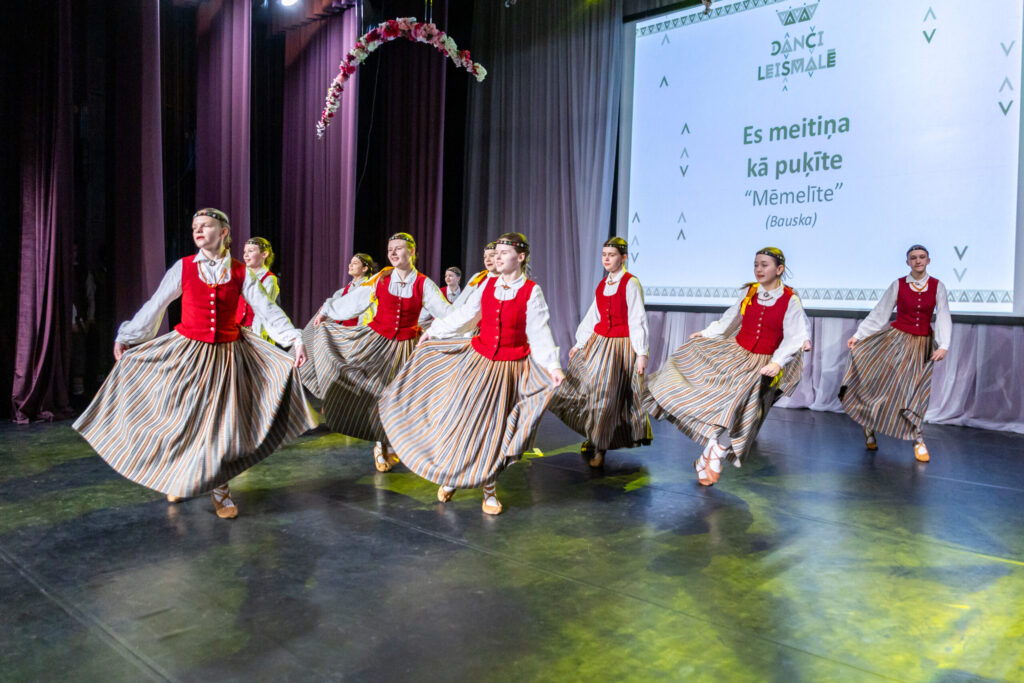 Autors: Ģirts Donerblics