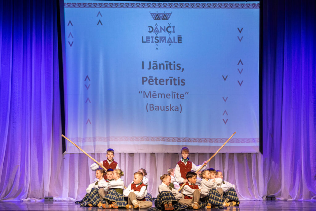 Autors: Ģirts Donerblics