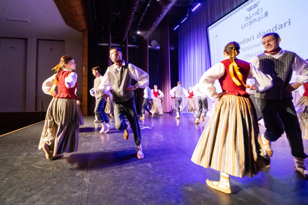 Autors: Ģirts Donerblics