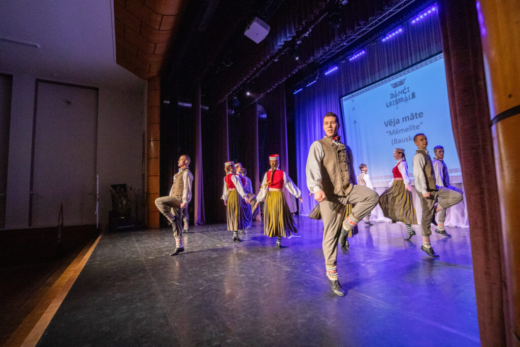 Autors: Ģirts Donerblics