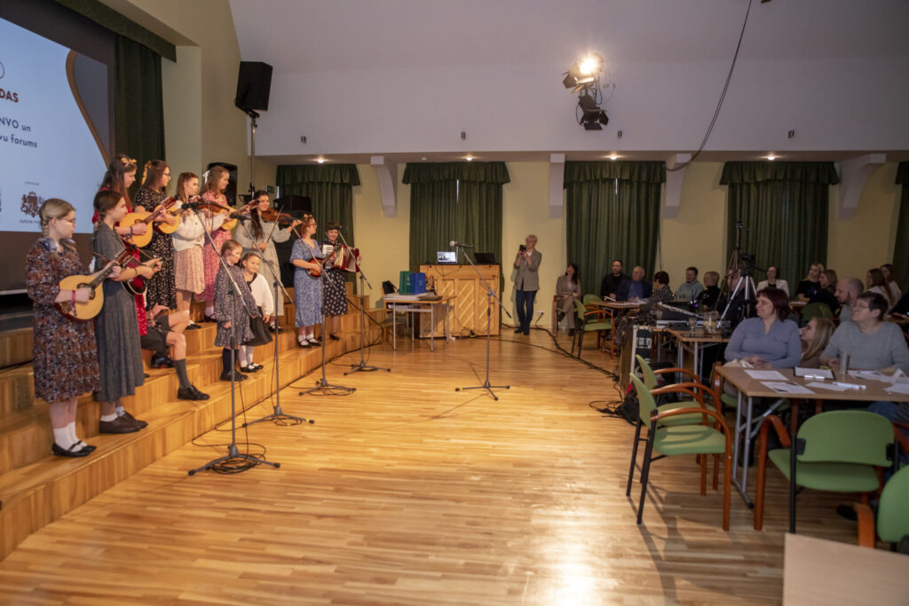 Autors: Ģirts Donerblics