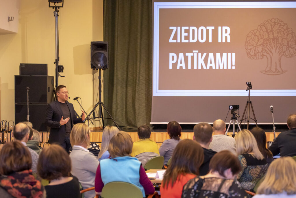 Autors: Ģirts Donerblics