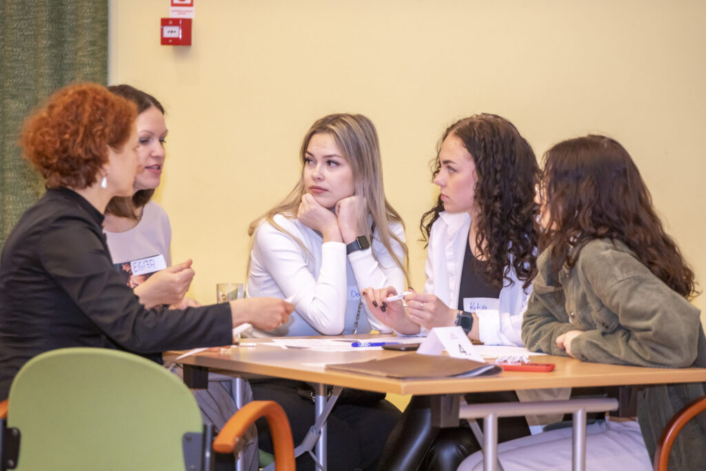 Autors: Ģirts Donerblics