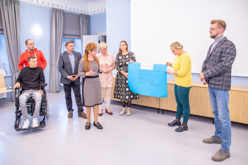 Autors: Ģirts Donerblics