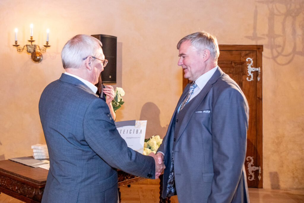 Autors: Ģirts Donerblics