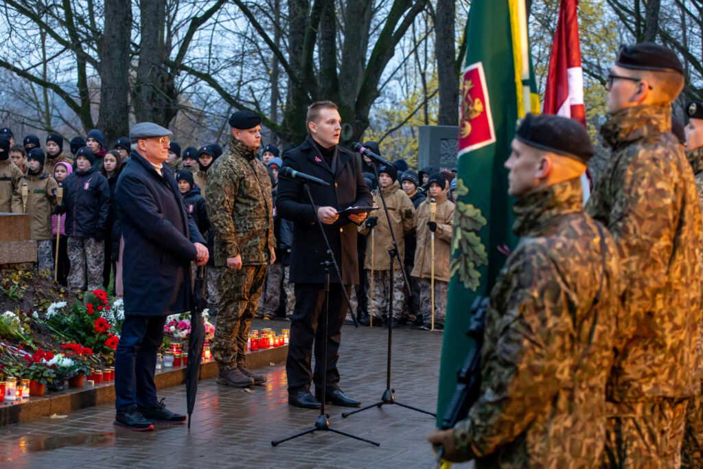 Autors: Ģirts Donerblics