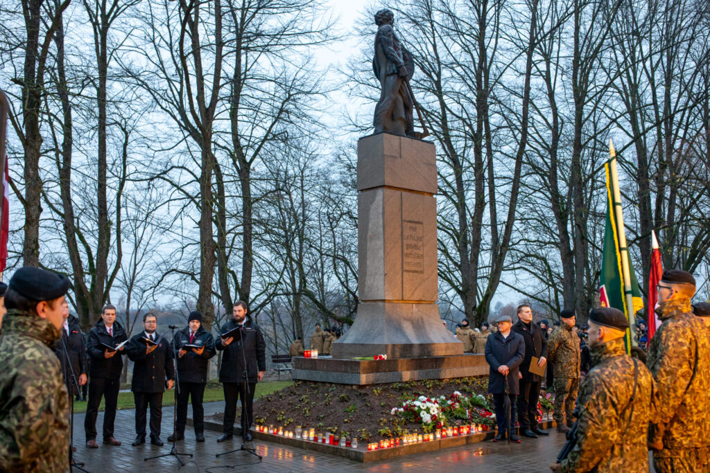 Autors: Ģirts Donerblics