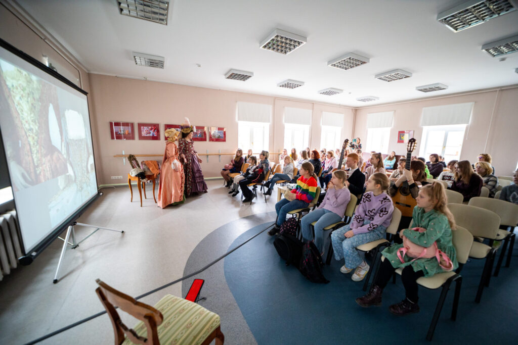 Autors: Ģirts Donerblics