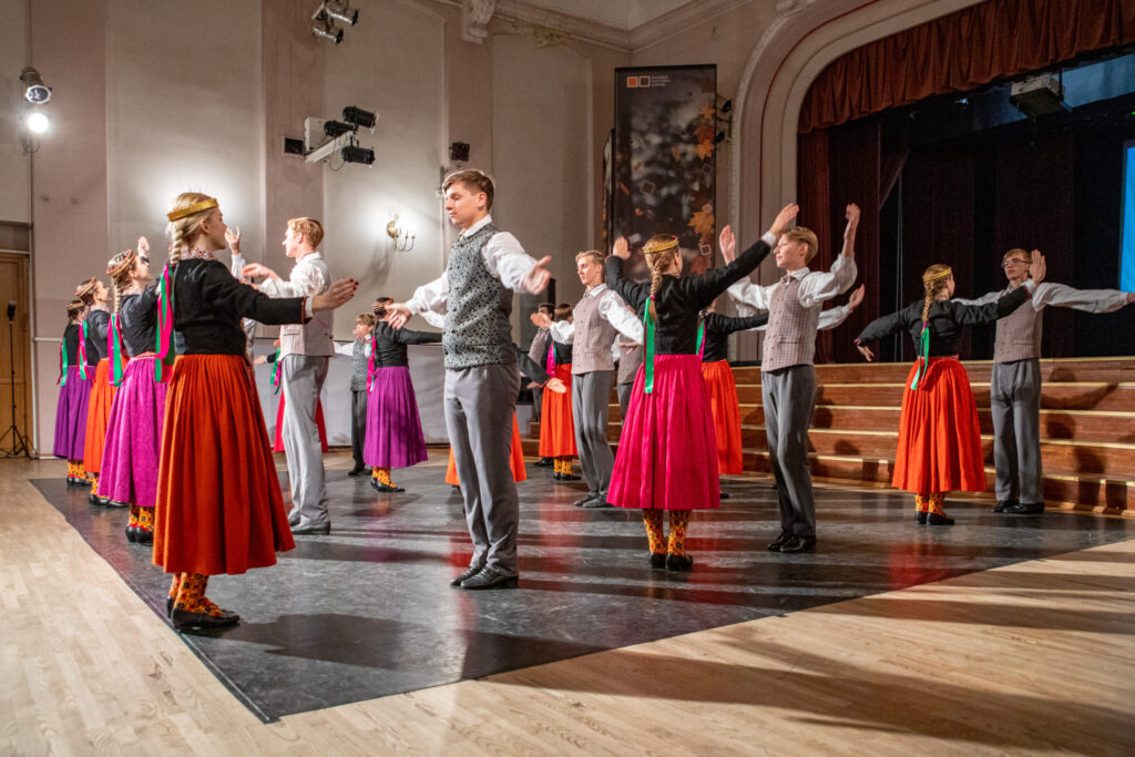 Autors: Ģirts Donerblics