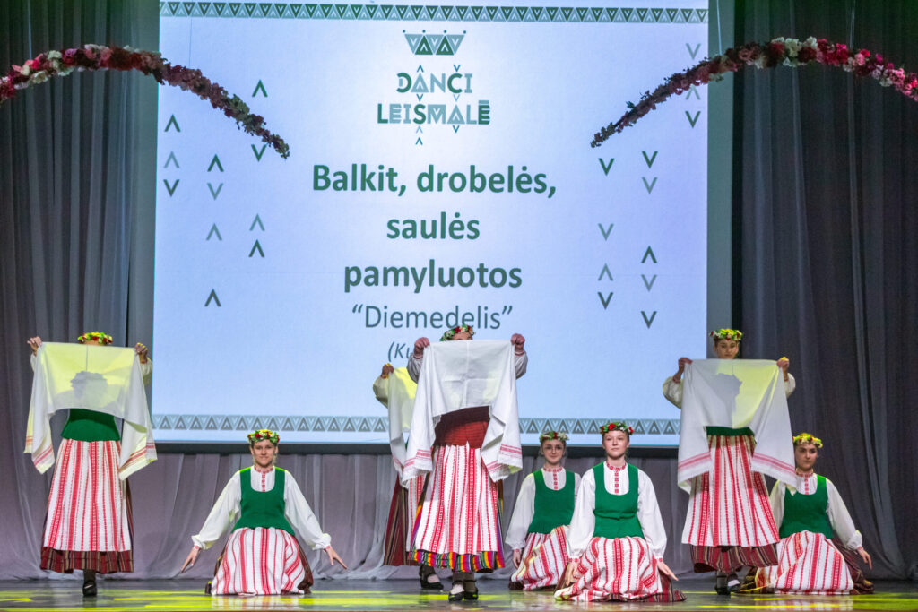 Autors: Ģirts Donerblics