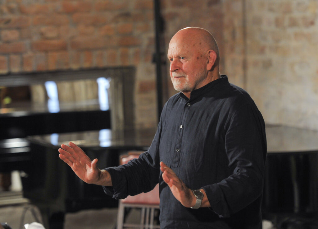 Autors: Aivars Liepiņš