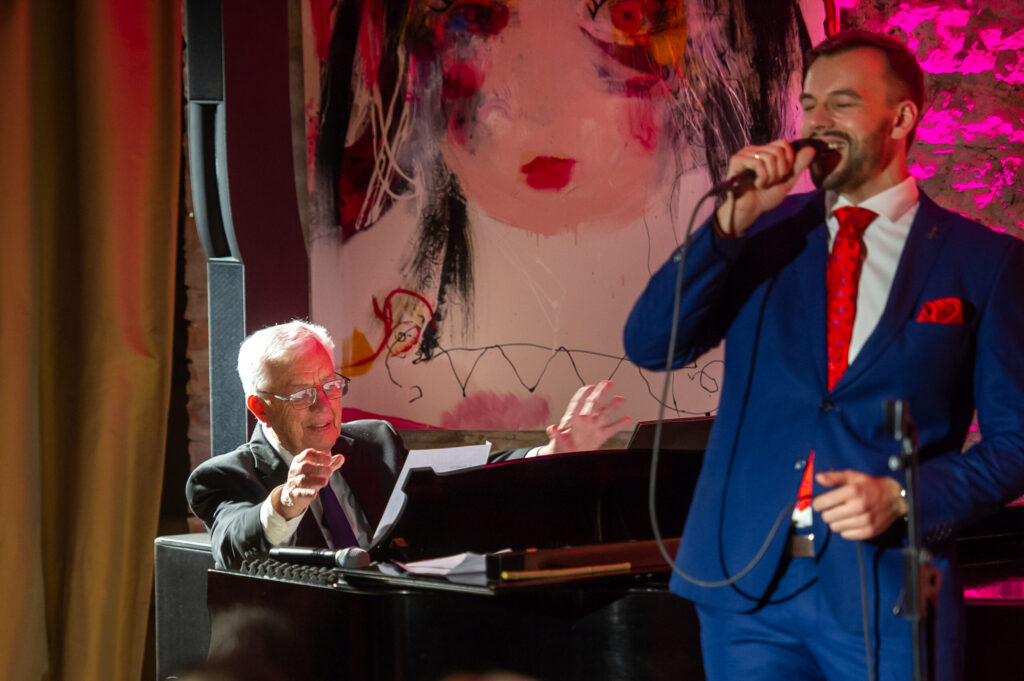 Autors: Aivars Liepiņš