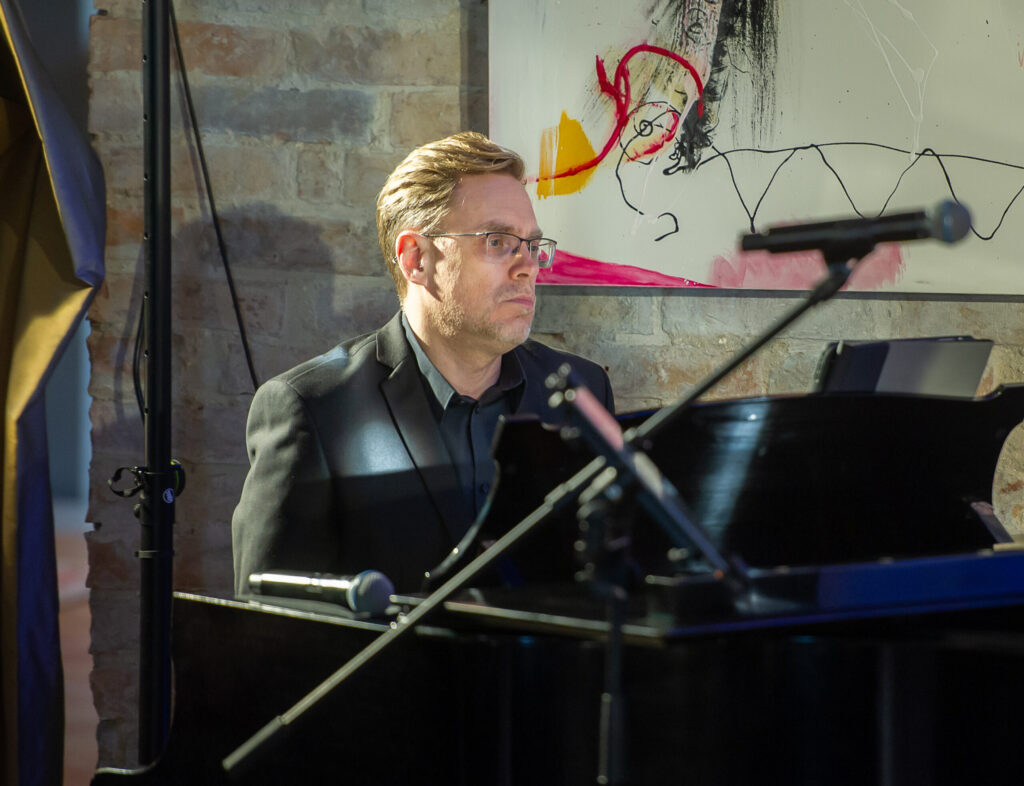 Autors: Aivars Liepiņš