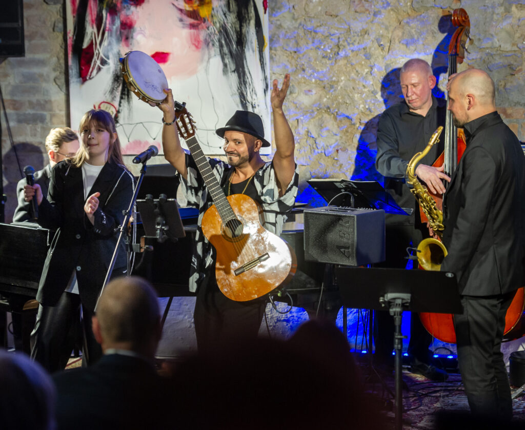 Autors: Aivars Liepiņš