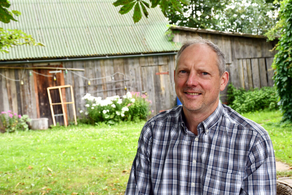 Par to, ko audzēs mantotajā saimniecībā, Aldis Austers ilgi galvu nelauzīja – upenes pašam garšo, darbs ar tām galvenokārt vasaras sezonā un pielietojamas daudzveidīgi.
Autors: Foto – IVARS BOGDANOVS
