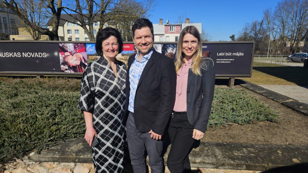 Aluksniesiem.lv raksta attēla aizvietotājs