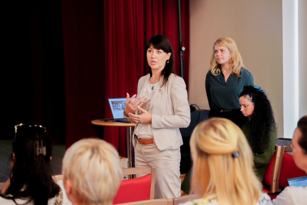 Autors: Angelika Židele