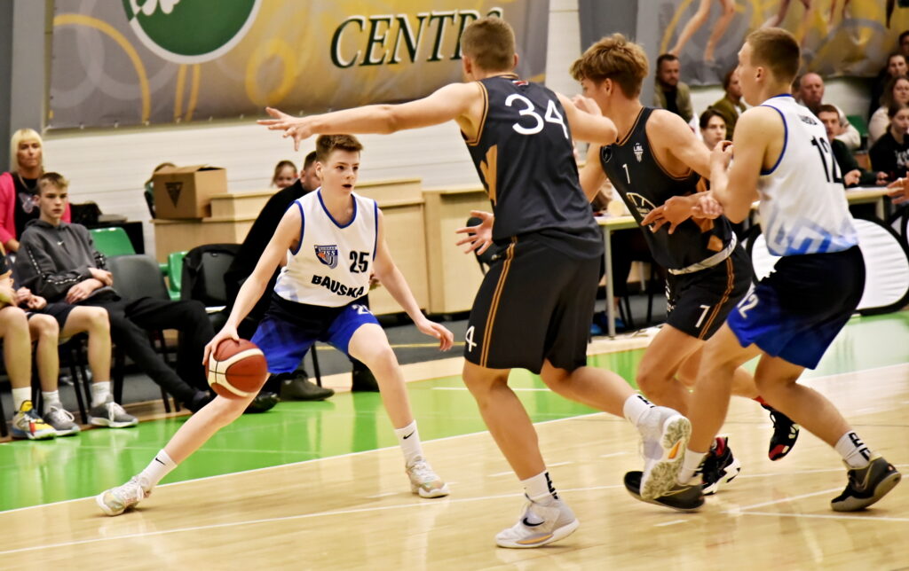 Autors: Uldis Varnevičs