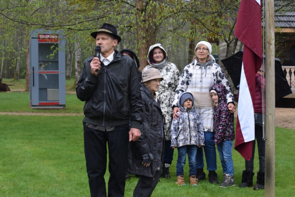 Autors: www.bauskasdzive.lv