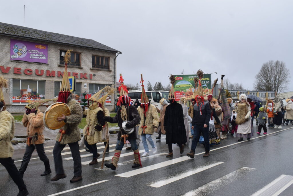 Autors: www.bauskasdzive.lv