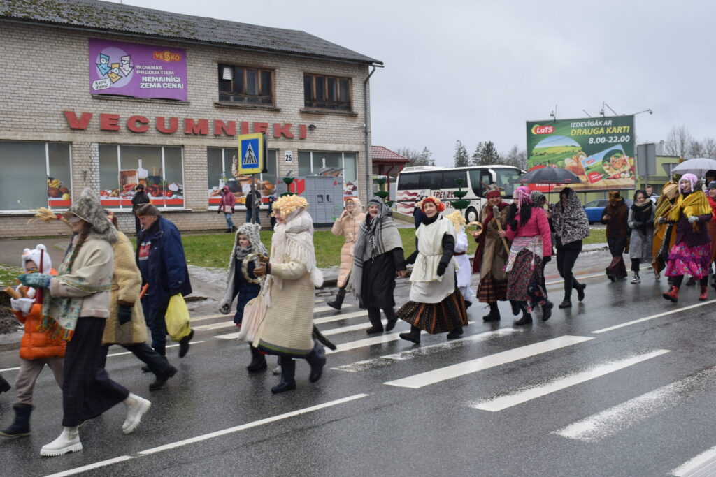 Autors: www.bauskasdzive.lv