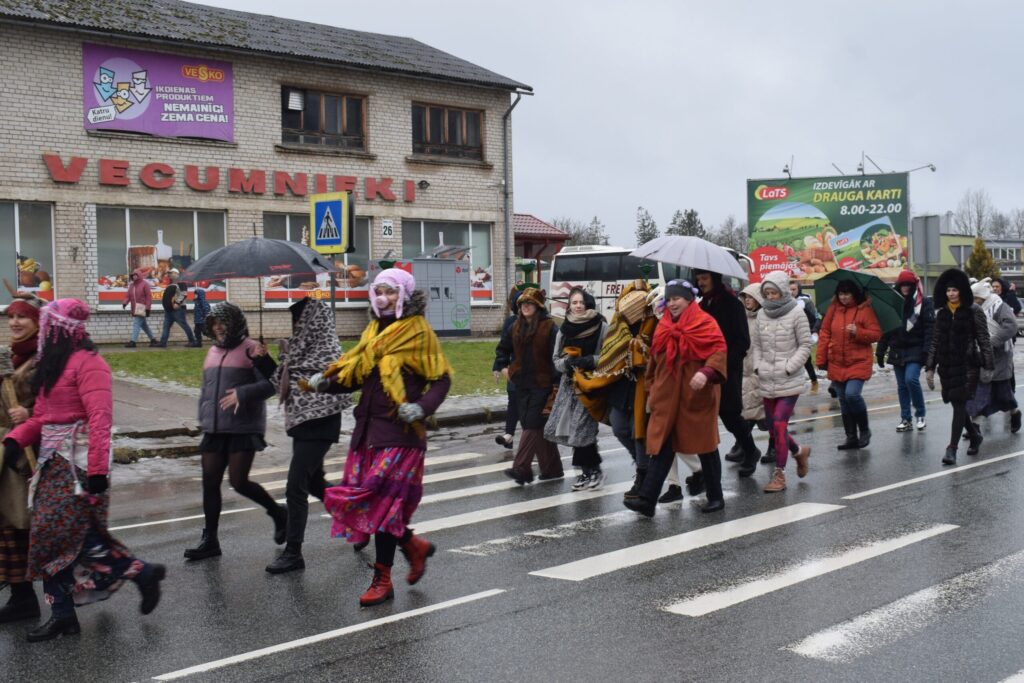 Autors: www.bauskasdzive.lv