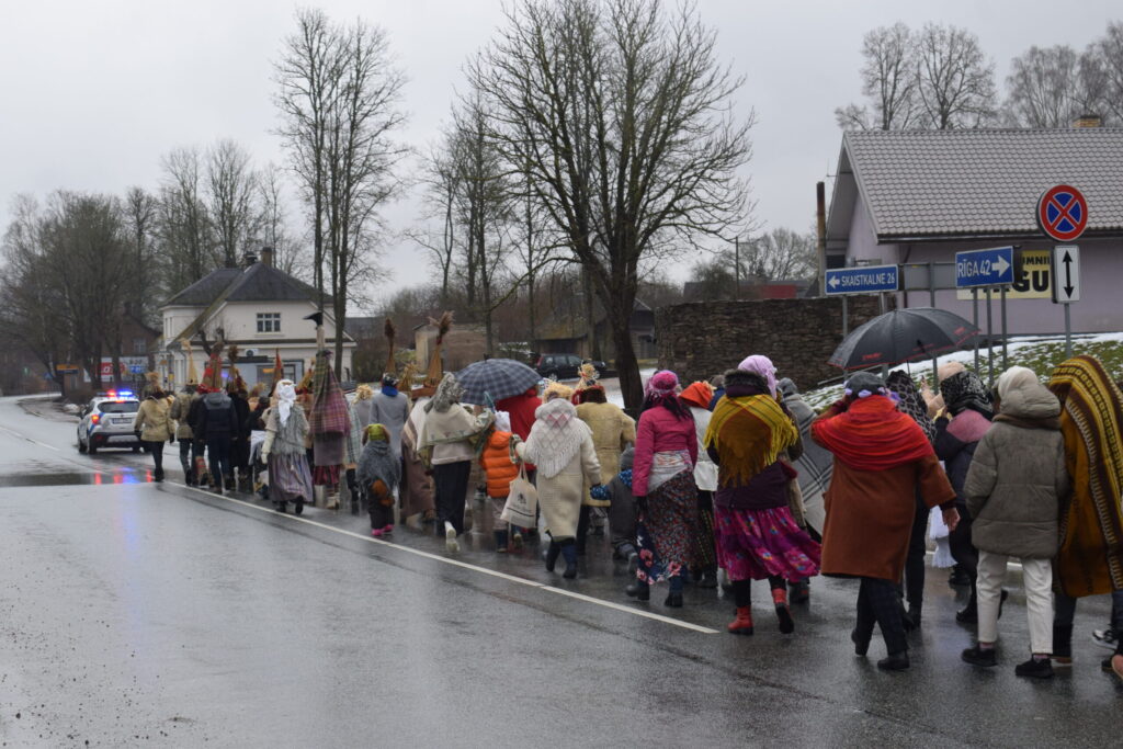 Autors: www.bauskasdzive.lv