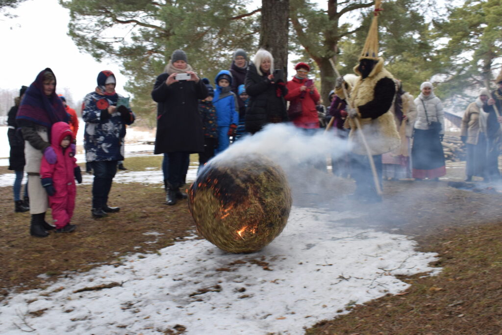 Autors: www.bauskasdzive.lv