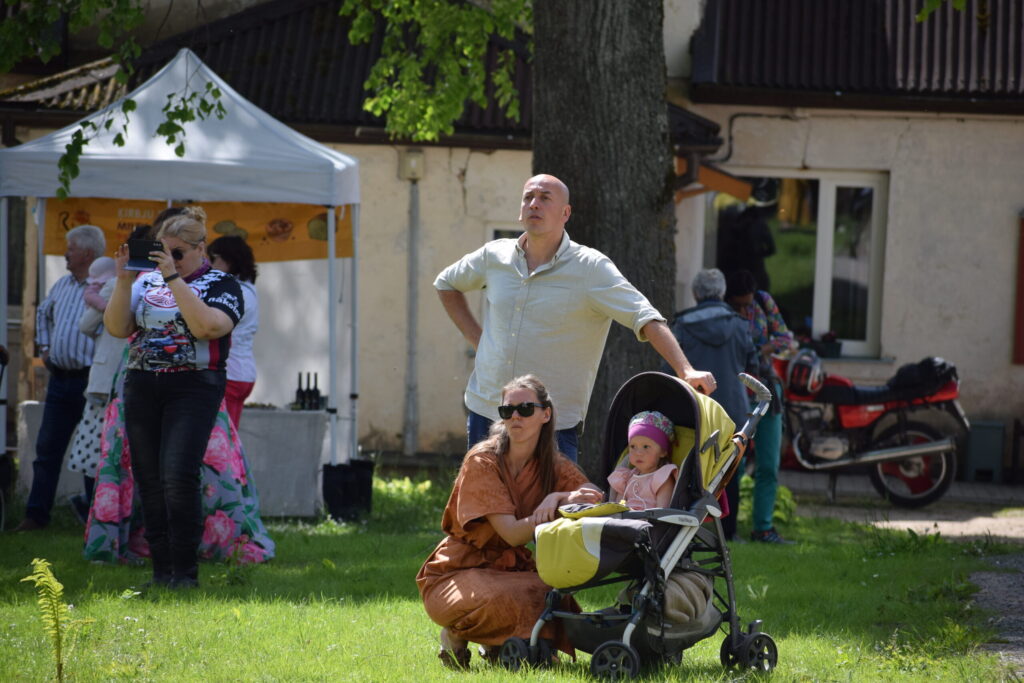 Autors: www.bauskasdzive.lv