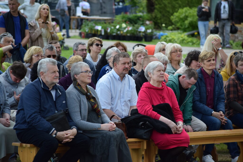 Autors: www.bauskasdzive.lv